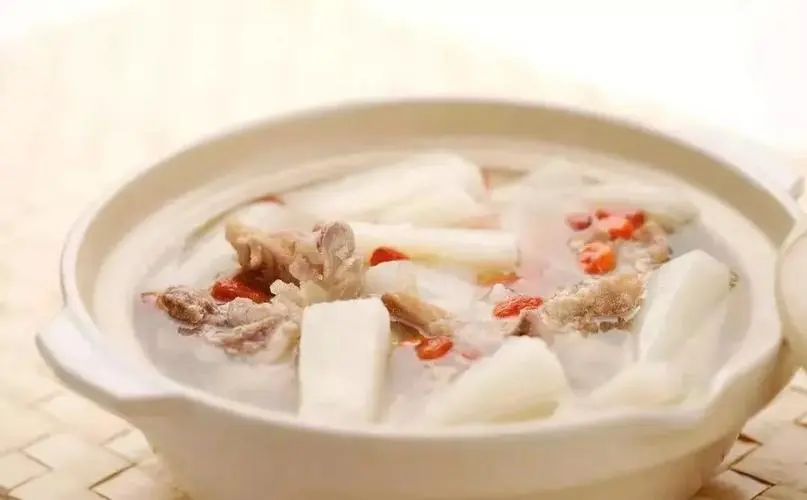 淮山薏米生魚湯(1).jpg